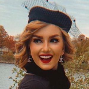 Meet your Posher, Katrina